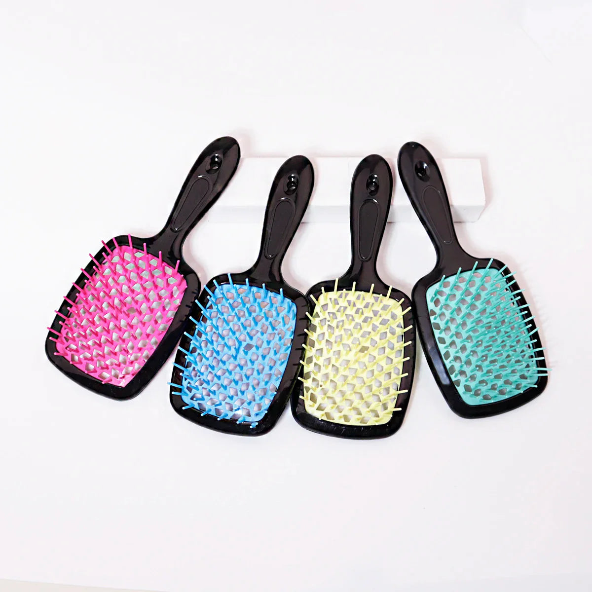 Magic Tangle-Free Hairbrush