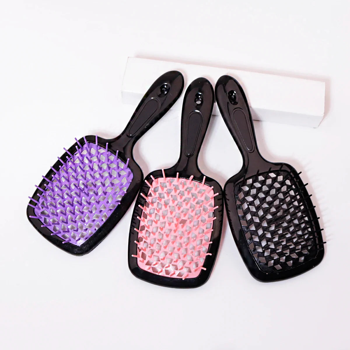 Magic Tangle-Free Hairbrush